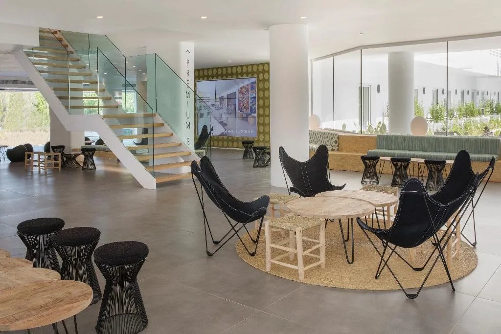 Lobby, HM Martinique, Majorca