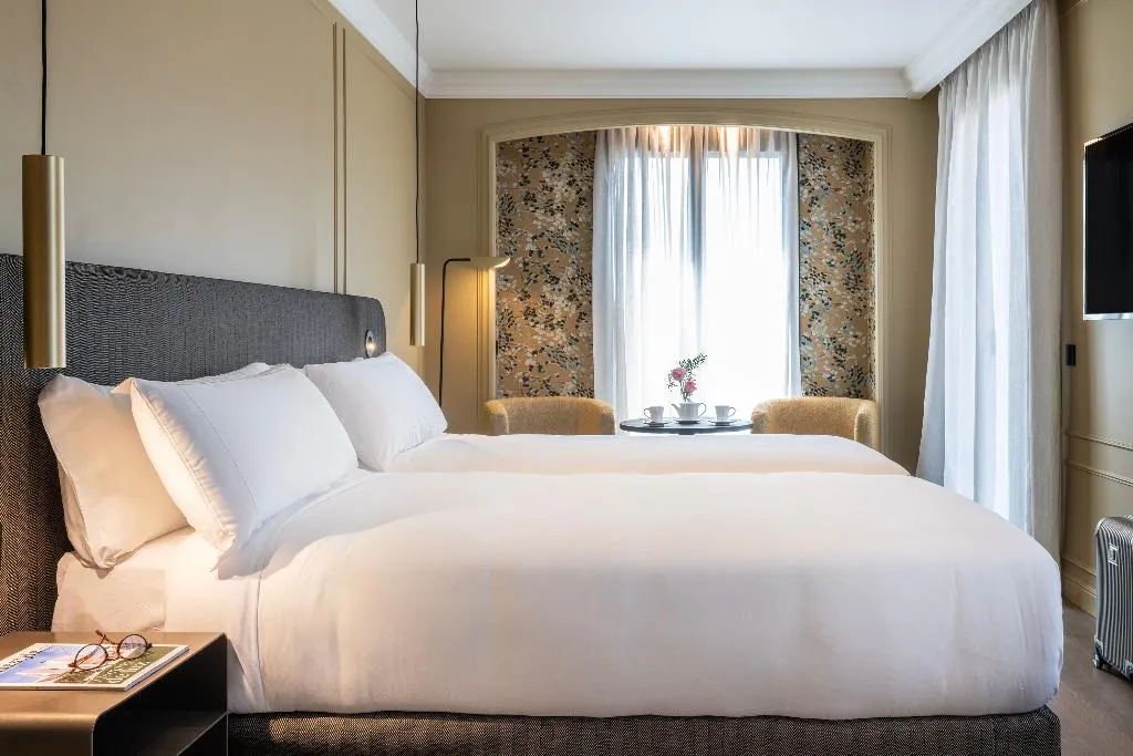 Double or Twin WITH TERRACE Room, El Avenida Palace, Barcelona