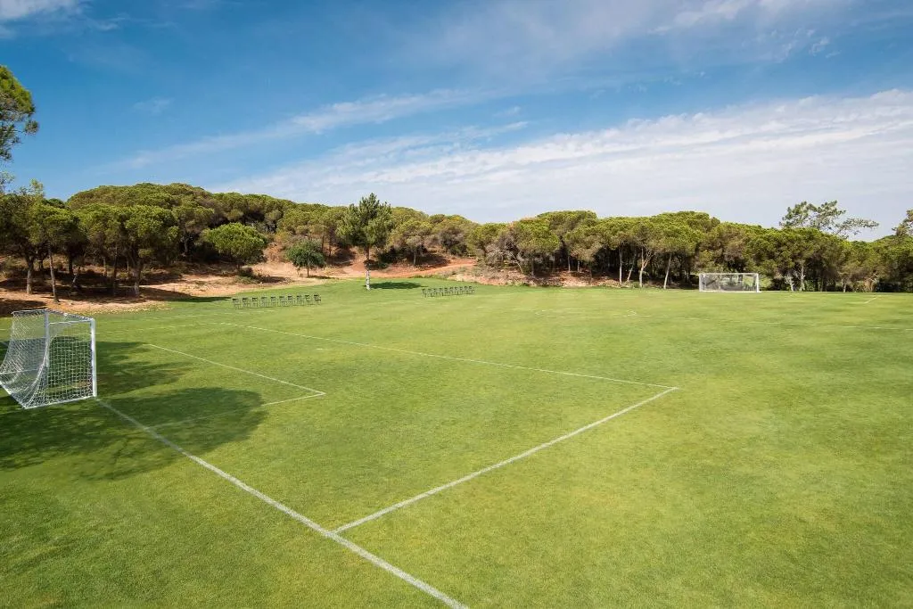 General view, Pine Cliffs Resort, Algarve