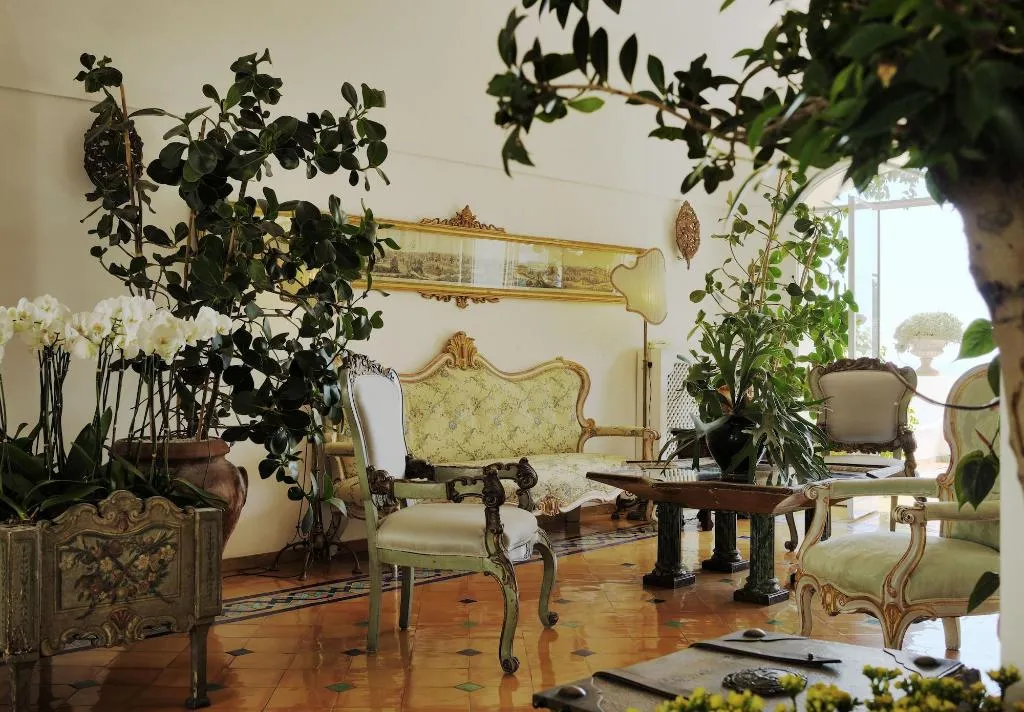 Lobby, Le Sirenuse, Naples