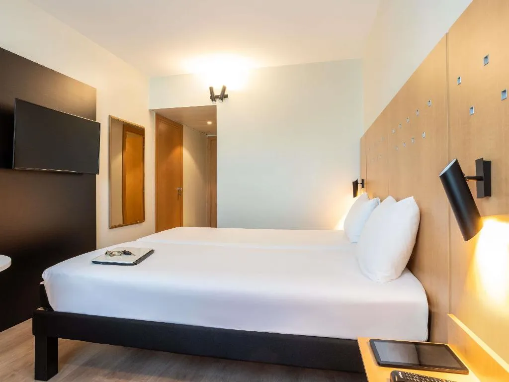 DOUBLE STANDARD Room, Ibis Madrid Alcala H Garena, Madrid