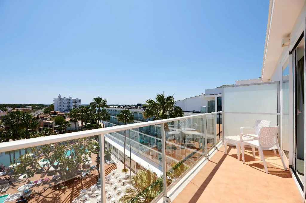 TRIPLE STANDARD Room, Alua Boccaccio, Majorca