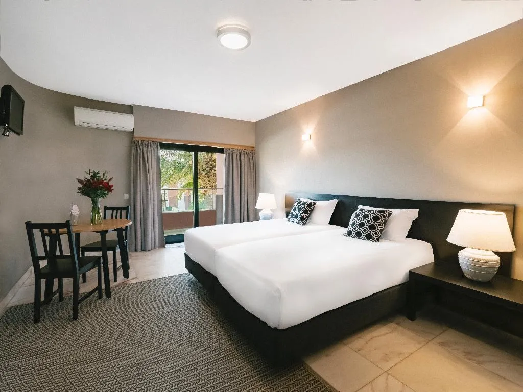 STUDIO CLASSIC Room, Topázio Vibe Beach Hotel & Apartments, Algarve