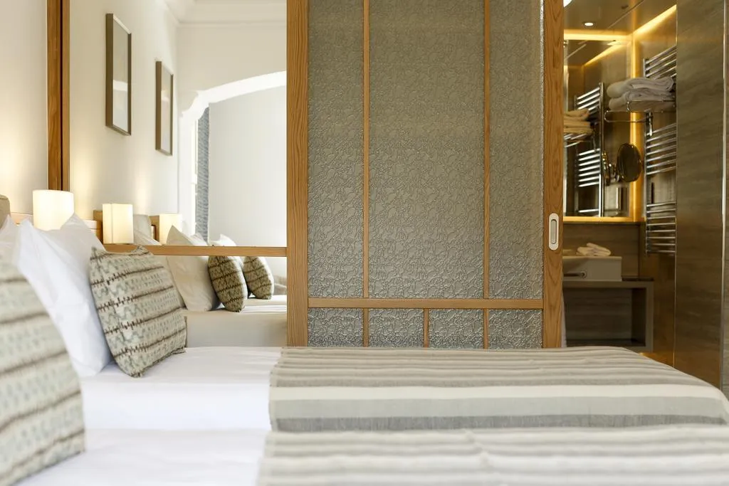 SUITE EXECUTIVE SEA VIEW Room, Columbia Beach Resort, Cyprus
