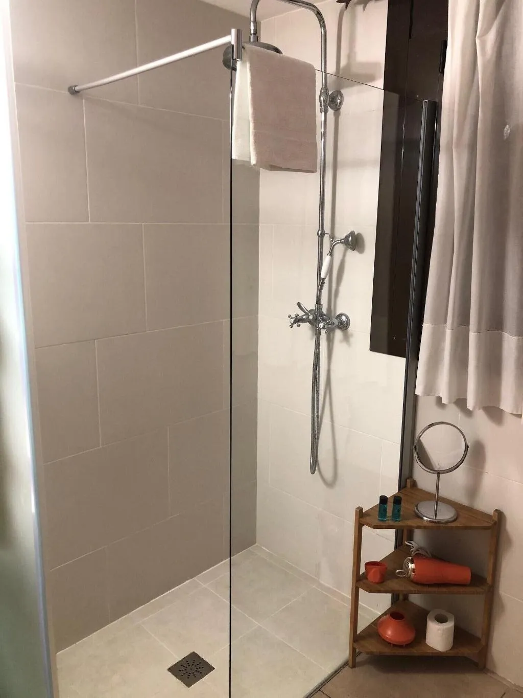 Room, Hotel Llar De Capitans, Barcelona