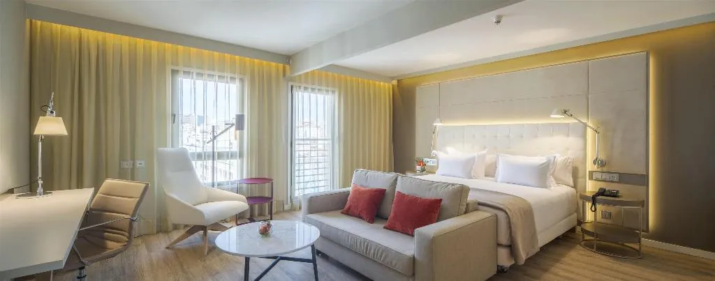 SUITE WITH TERRACE Room, NH Collection Lisboa Liberdade, Lisbon