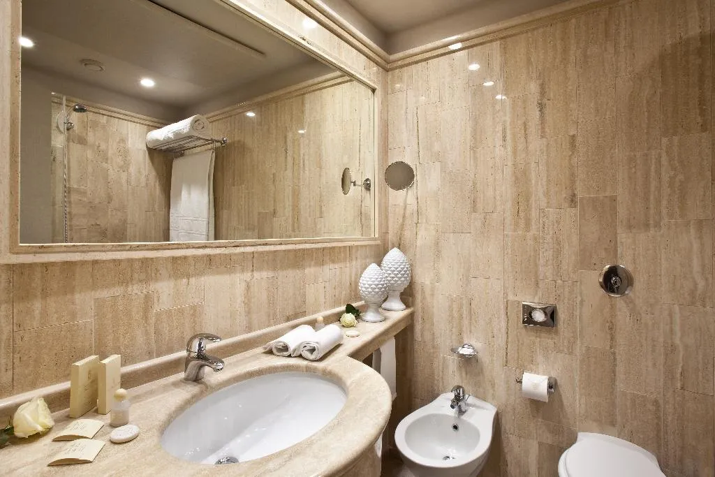 Double or Twin CLASSIC SEA VIEW Room, Grand Hotel Baia Verde, Catania