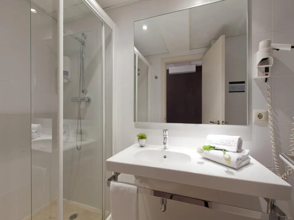 DOUBLE SUPERIOR Room, Sagrada Familia, Barcelona