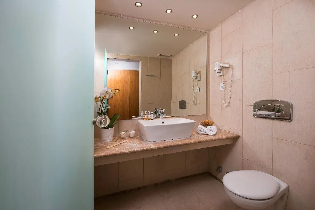 Double or Twin SEA VIEW Room, Kassandra Palace SeaSide Resort, Halkidiki