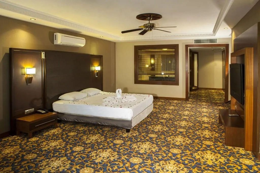 Room, Bera, Antalya