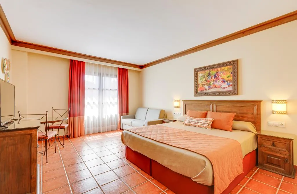 Double or Twin STANDARD Room, PortAventura El Paso + Ticket Included, Costa Dorada