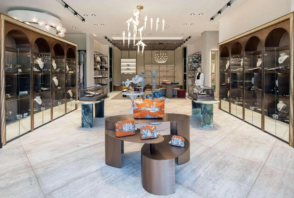 Sports and Entertainment, Lujo Art &Joy, Bodrum