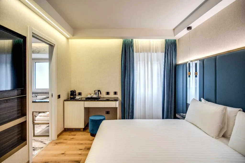 Double or Twin DELUXE Room, CC Palace Hotel, Rome