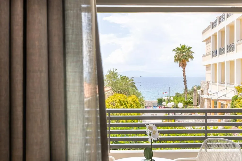 SUITE DELUXE Room, Akti Taygetos Conference Resort, Kalamata