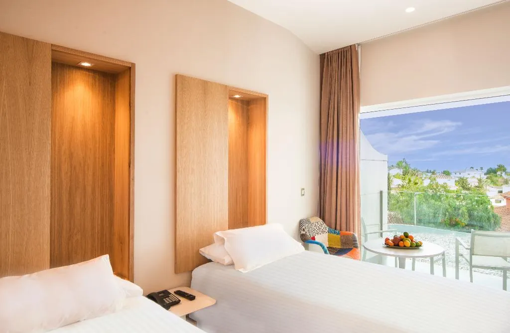 TWIN Accessible Room, Higueron Hotel Malaga Curio collection by HILTON, Costa Del Sol