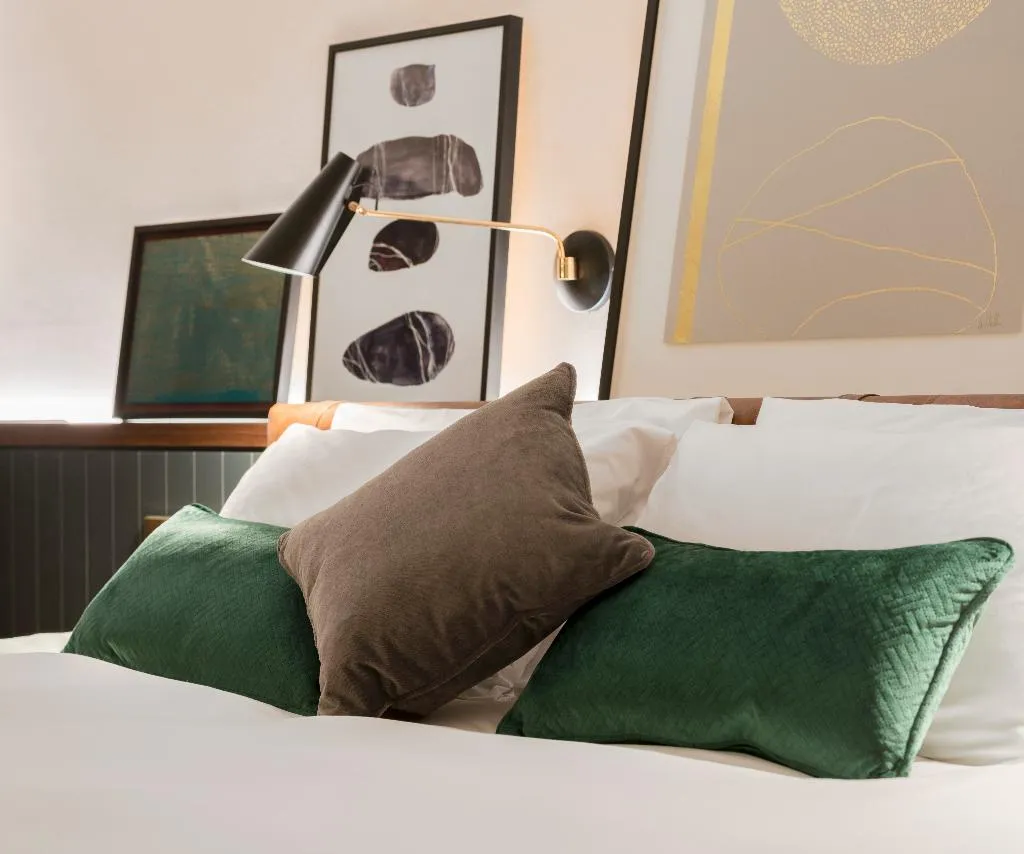 DOUBLE STANDARD Room, The Alex, Dublin