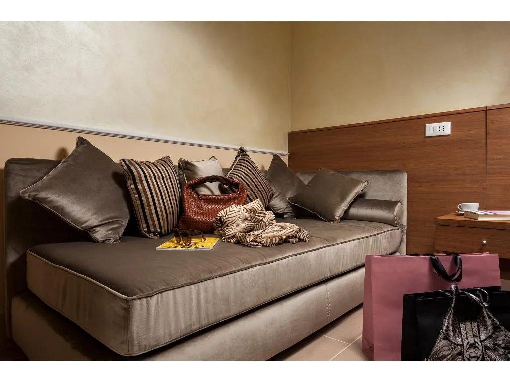 TRIPLE ANNEX Room, Hotel Kennedy, Rome
