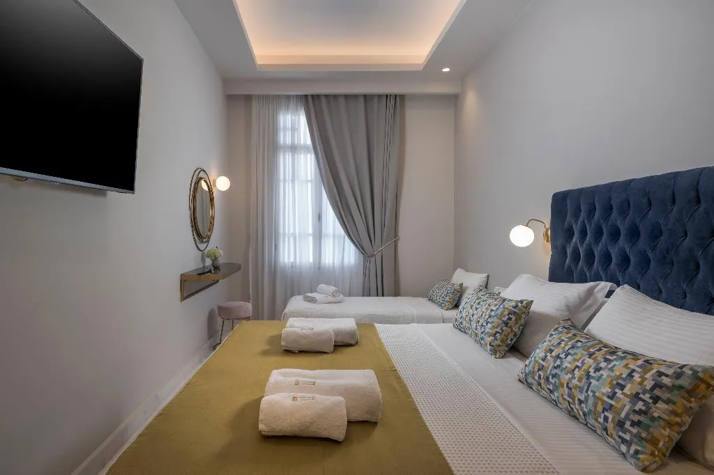 TRIPLE DELUXE CITY VIEW Room, Plaza 1866 Superior City Rooms, Crete