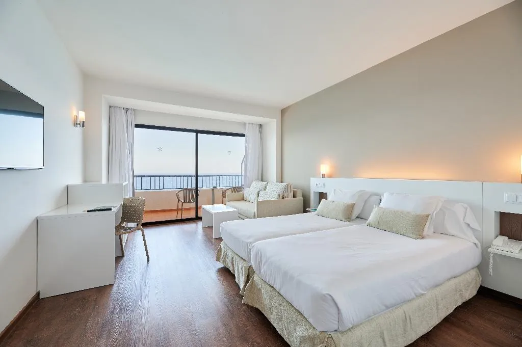 Double or Twin SEA FRONT Room, Alua Calas de Mallorca Resort, Majorca