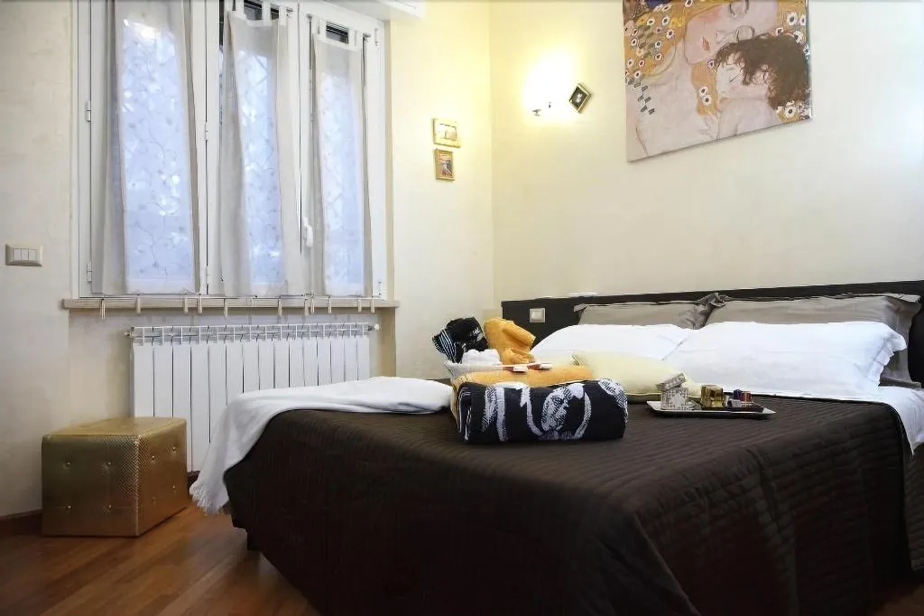 Room, Gala B&B, Rome