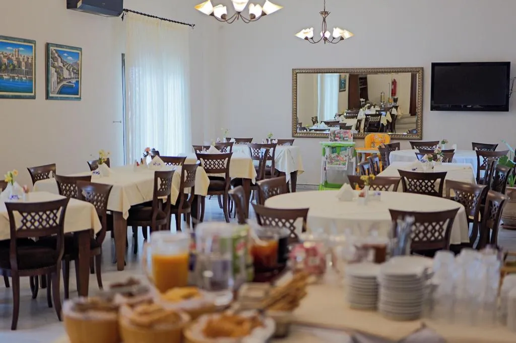 Restaurant, Sunset Hotel, Thessaloniki