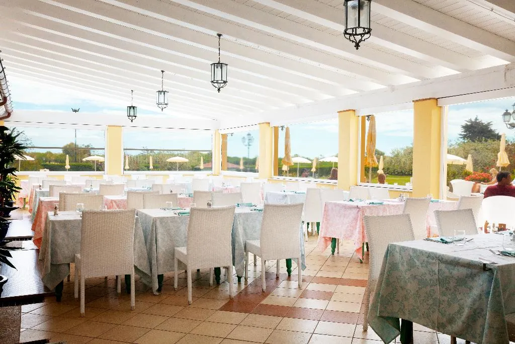 Restaurant, Sentido Orosei Beach, Olbia