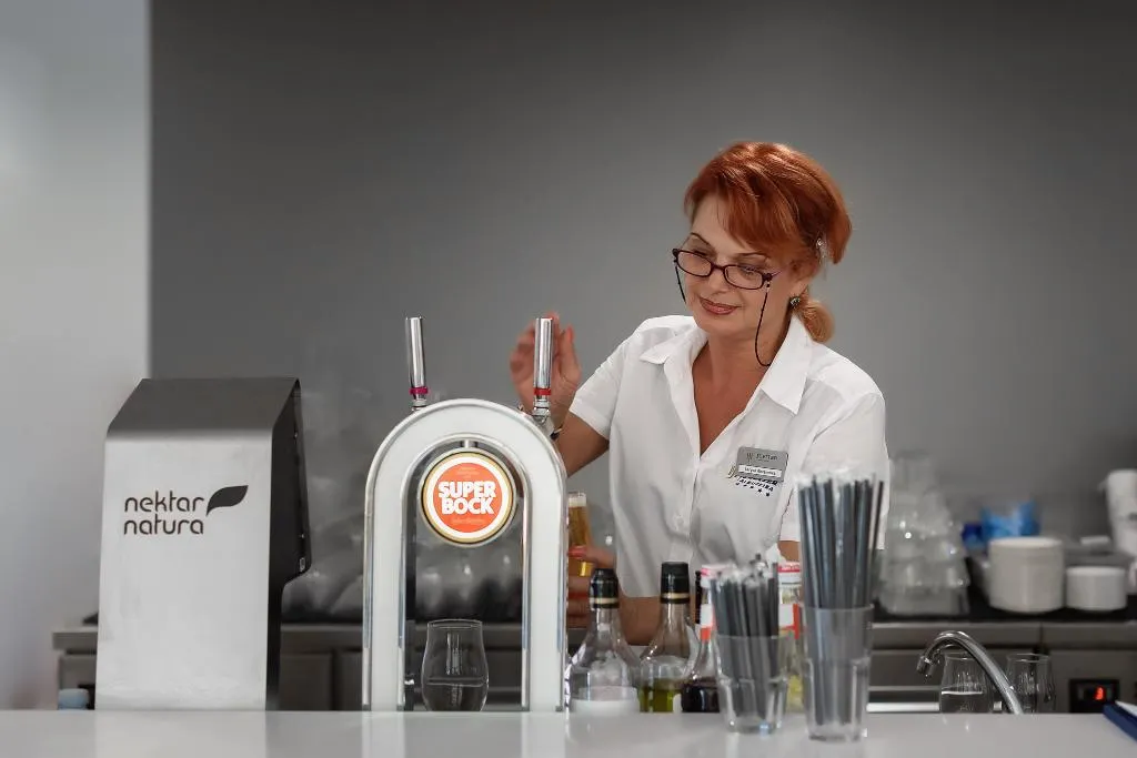 Bar, Jupiter Albufeira Hotel – Family & Fun, Algarve