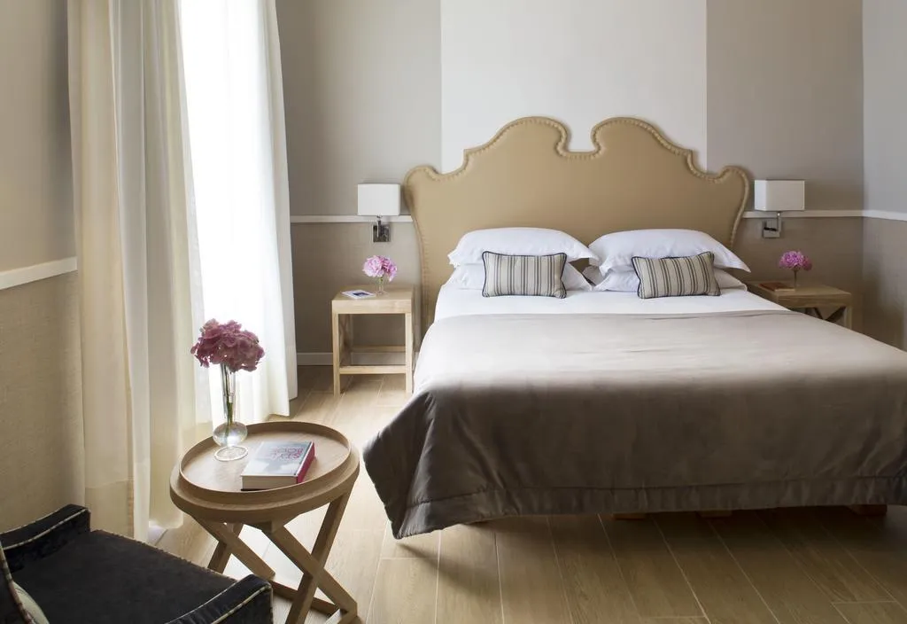 DOUBLE SUPERIOR Room, Starhotels Terminus, Naples