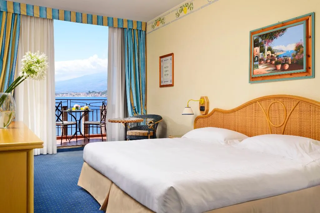 Double or Twin SUPERIOR Room, UNA HOTELS Capotaormina, Taormina
