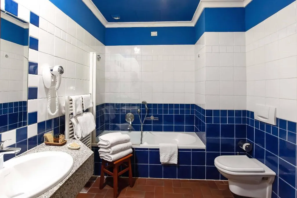 TRIPLE STANDARD Room, Porta Faenza, Florence
