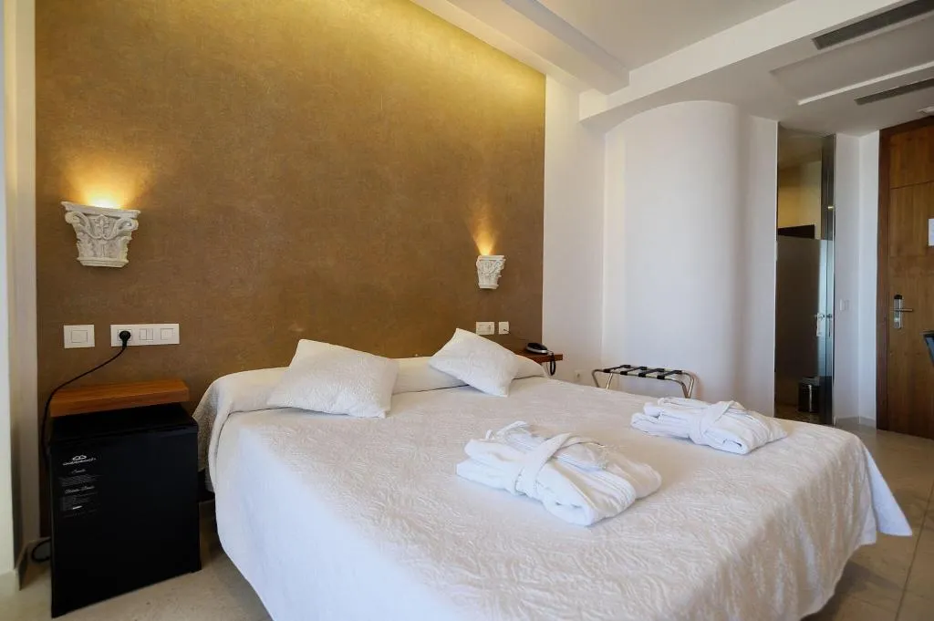 JUNIOR SUITE SEA VIEW Room, Gabbana Beach, Valencia