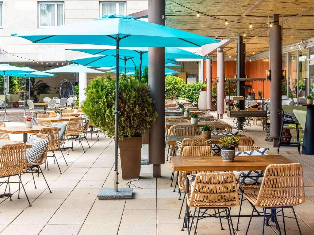 Restaurant, Novotel Barcelona Cornella, Barcelona