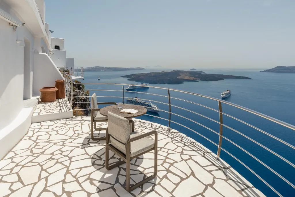 SUITE HONEYMOON Room, Homeric Poems, Santorini