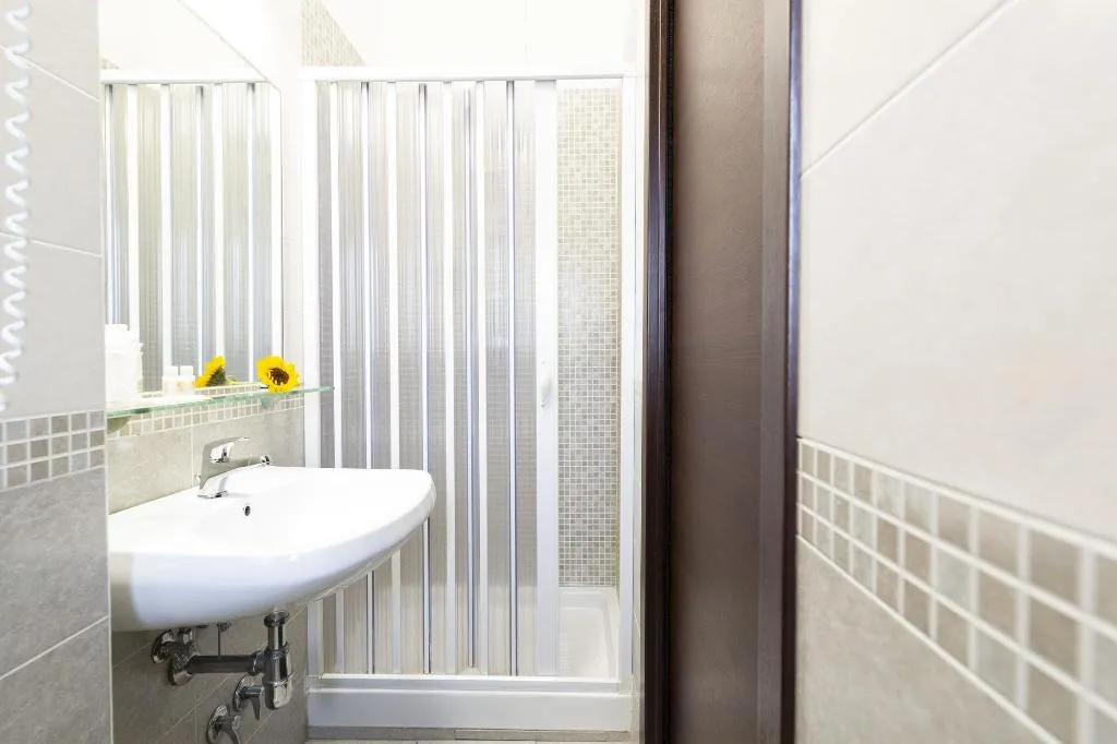 Room, Hotel Del Sole, Naples