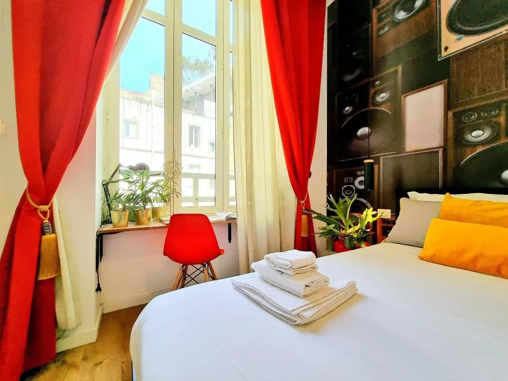 Room, Daily Napoli, Naples