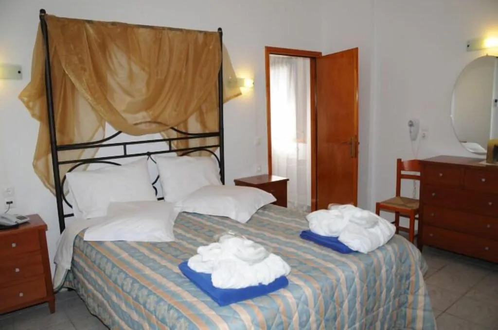 Room, Skiathos Island Suites, Skiathos