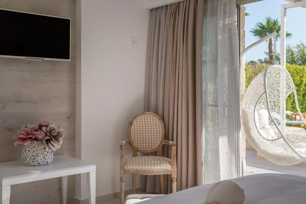 Room, White Pearls Luxury Suites Adults Only, Kos