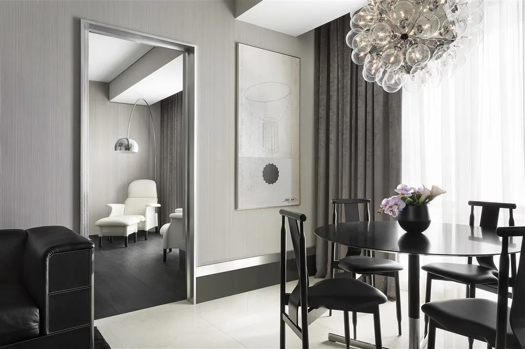 Room, Excelsior Hotel Gallia, a Luxury Collection Hotel, Milan