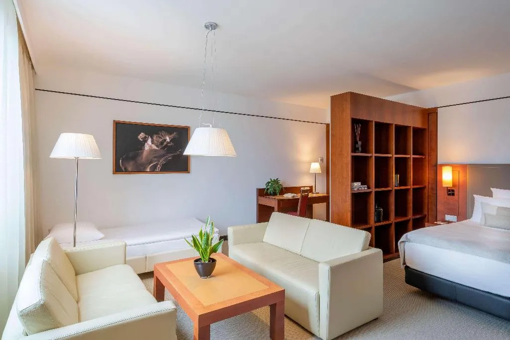 DOUBLE RIVER VIEW Room, Melia Berlin, Berlin