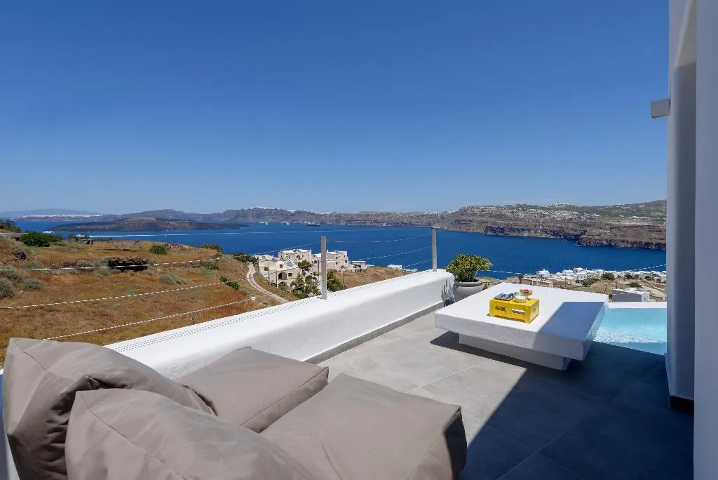 SUITE HONEYMOON Room, Earino Suites and Villas, Santorini