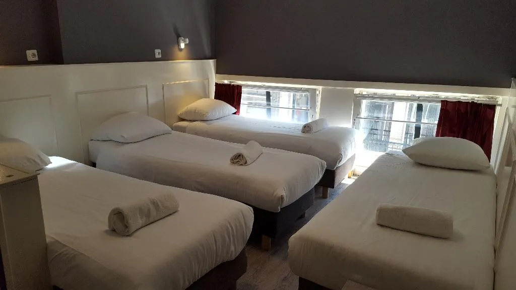 TRIPLE STANDARD Room, Hotel Old Quarter, Amsterdam