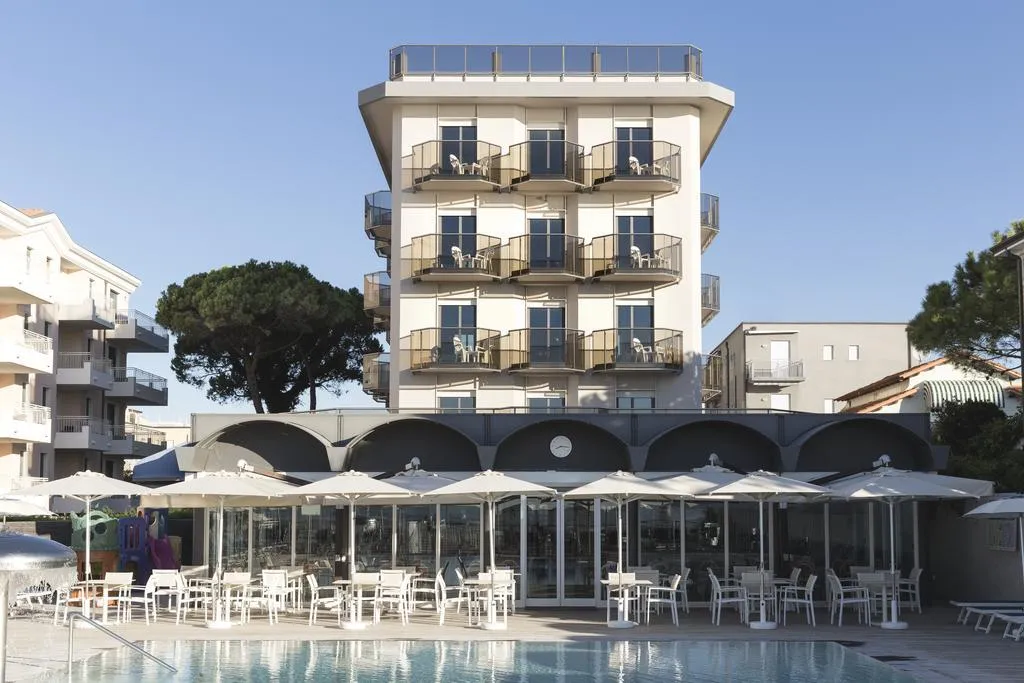General view, Hotel Cambridge, Venice