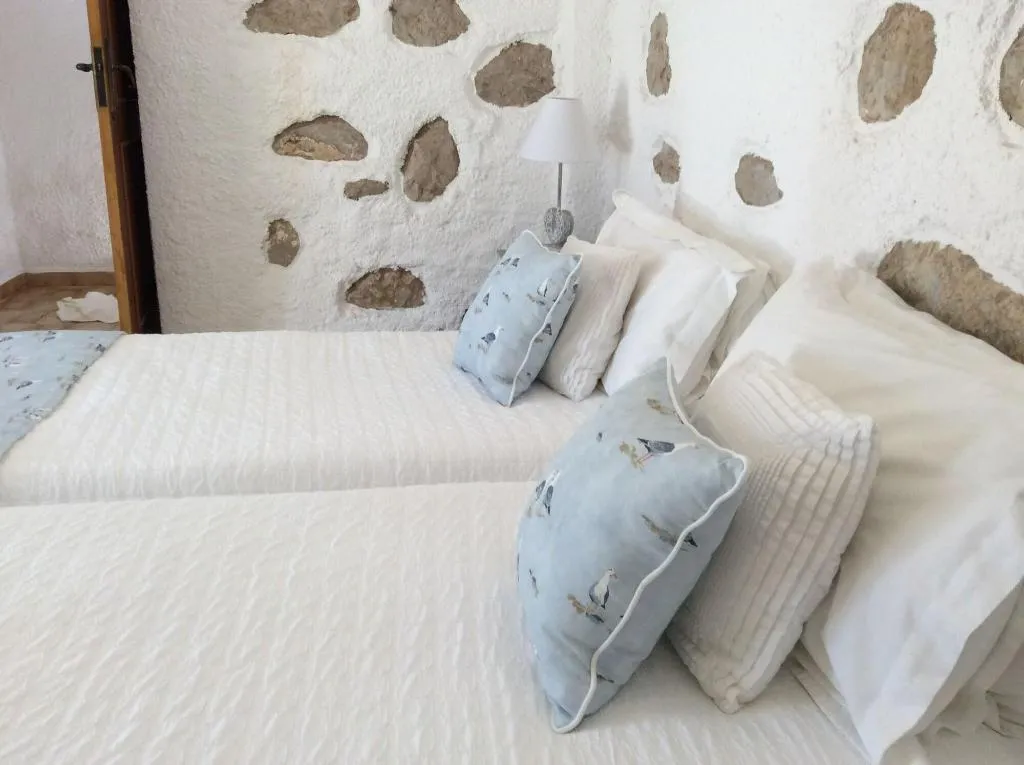Room, Winniehill, Algarve