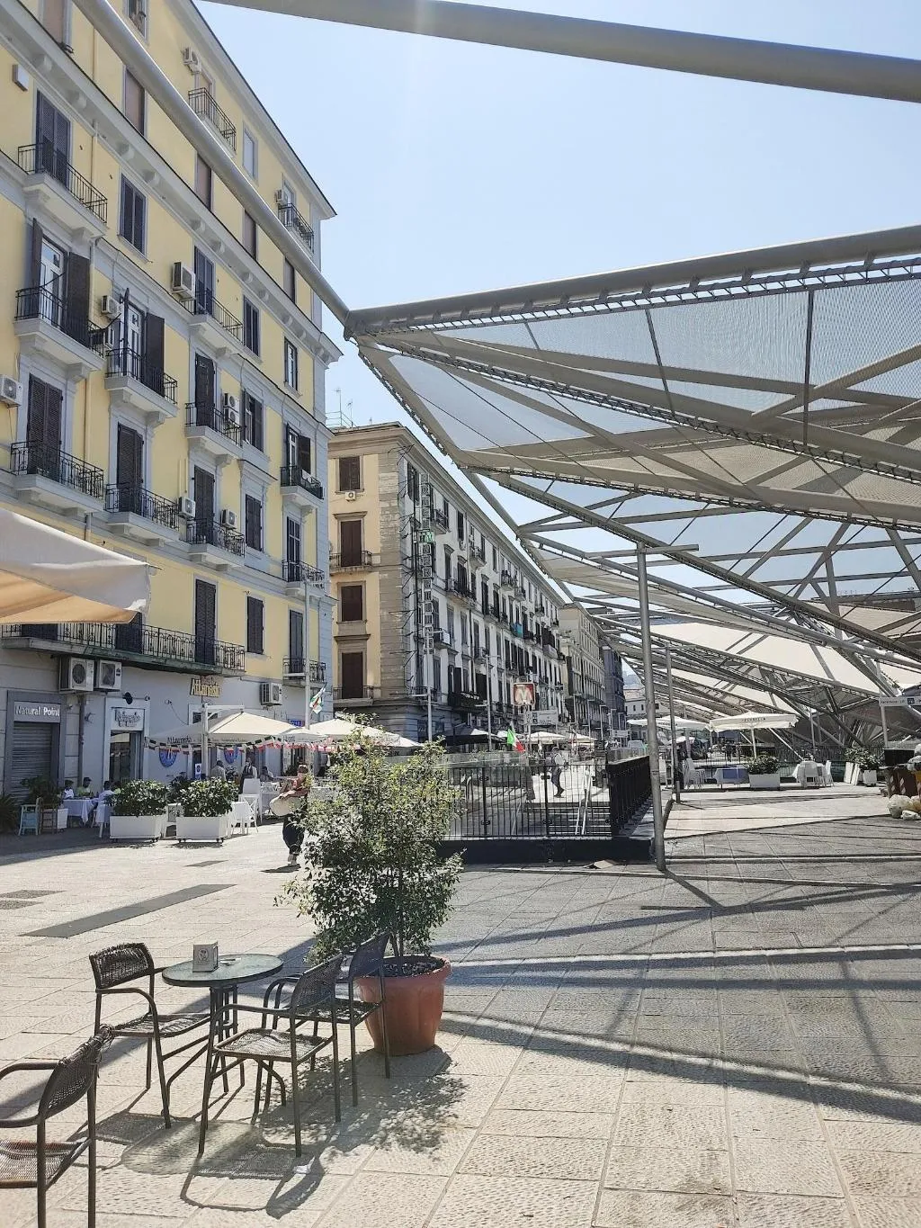 General view, New Gallery, Naples