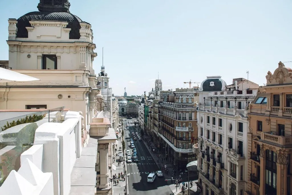 JUNIOR SUITE KING SIZE BED Room, H10 Villa de la Reina, Madrid