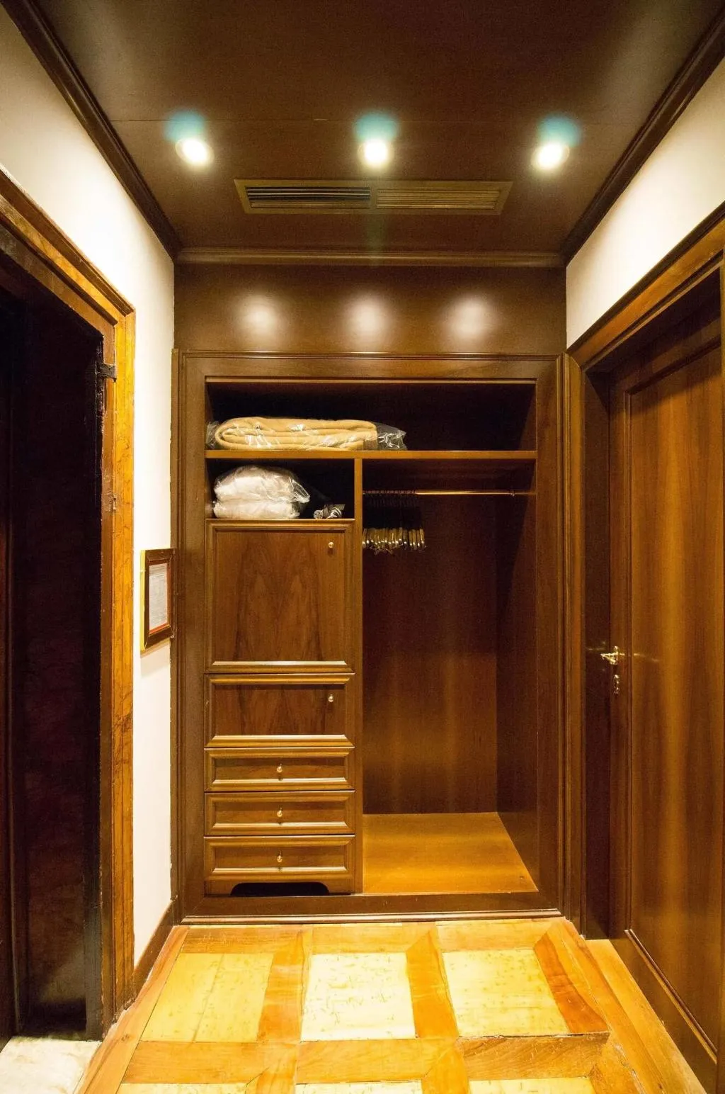 JUNIOR SUITE STANDARD Room, Palazzo Abadessa, Venice