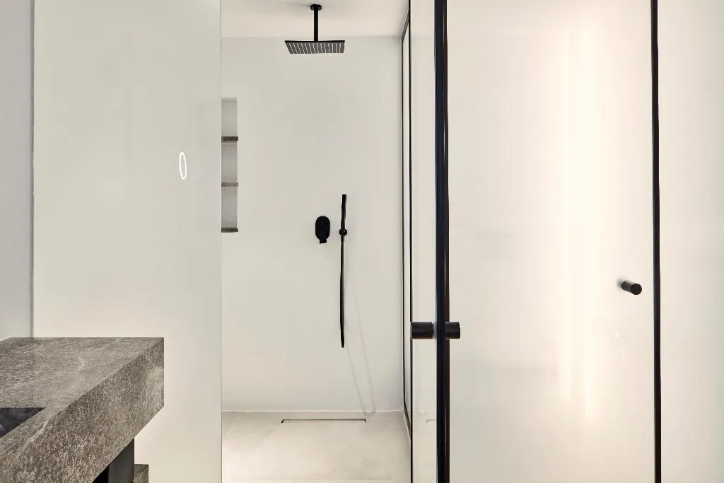 VILLA WITH PRIVATE POOL Room, Canaves  Epitome, Santorini