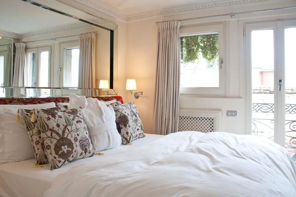 APARTMENT ONE BEDROOM ONE BATHROOM Room, Ca Maria Adele, Venice