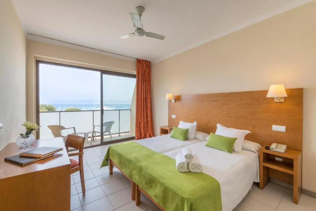 TWIN SEA VIEW WITH BALCONY Room, Amazonas, Majorca