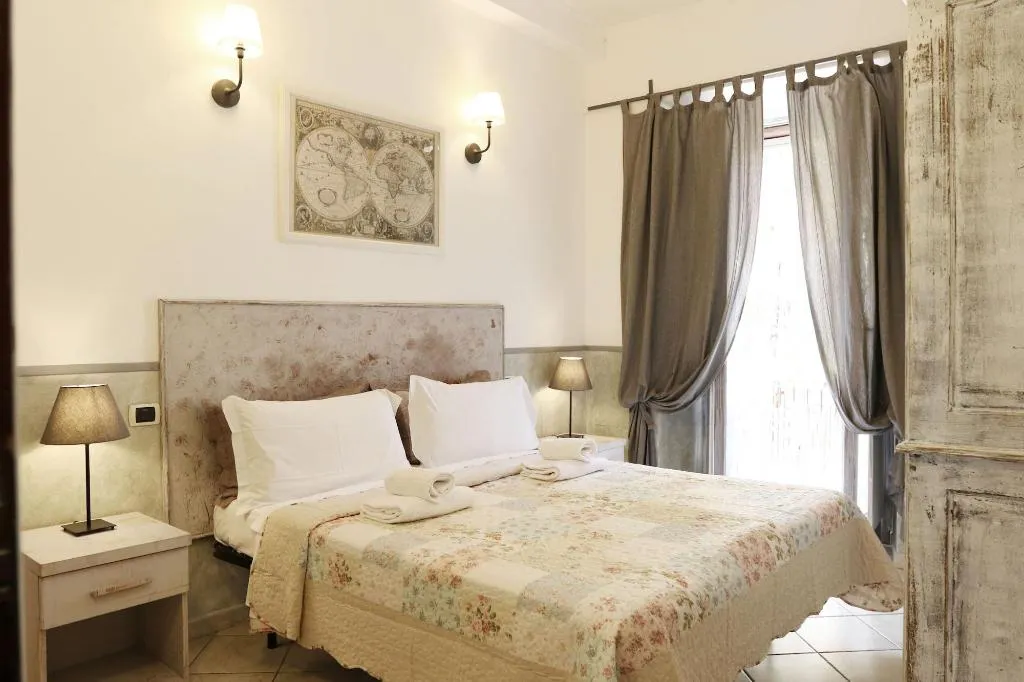 Room, Relais Indipendenza, Naples